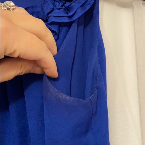 The Limited Ruffle neckline top - Picture 5 of 5